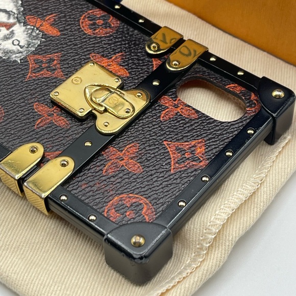 Louis Vuitton x Grace Coddington Catogram Eye Trunk IPhone Case Collector’s Rare - Picture 4 of 16